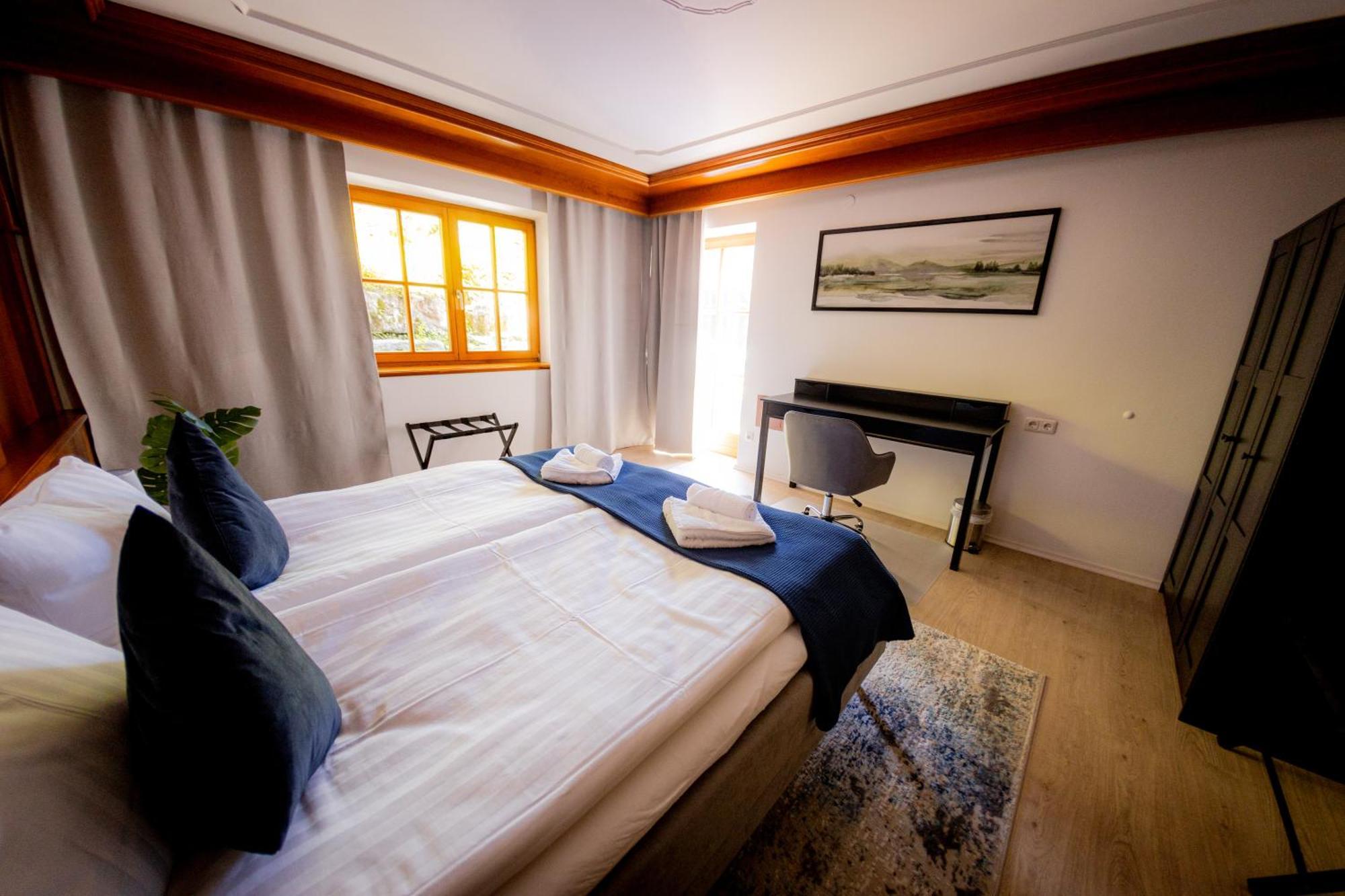 C4s Come4stay - Alpenblick Watzmann-kehlstein - Lage Im Berchtesgadener Land I Bis Zu 10 Personen I Grosse Terrasse Mit Blick Auf Berge I Smart Tv I Billiard I Wlan I Kostenloser Parkplatz Apartment *
